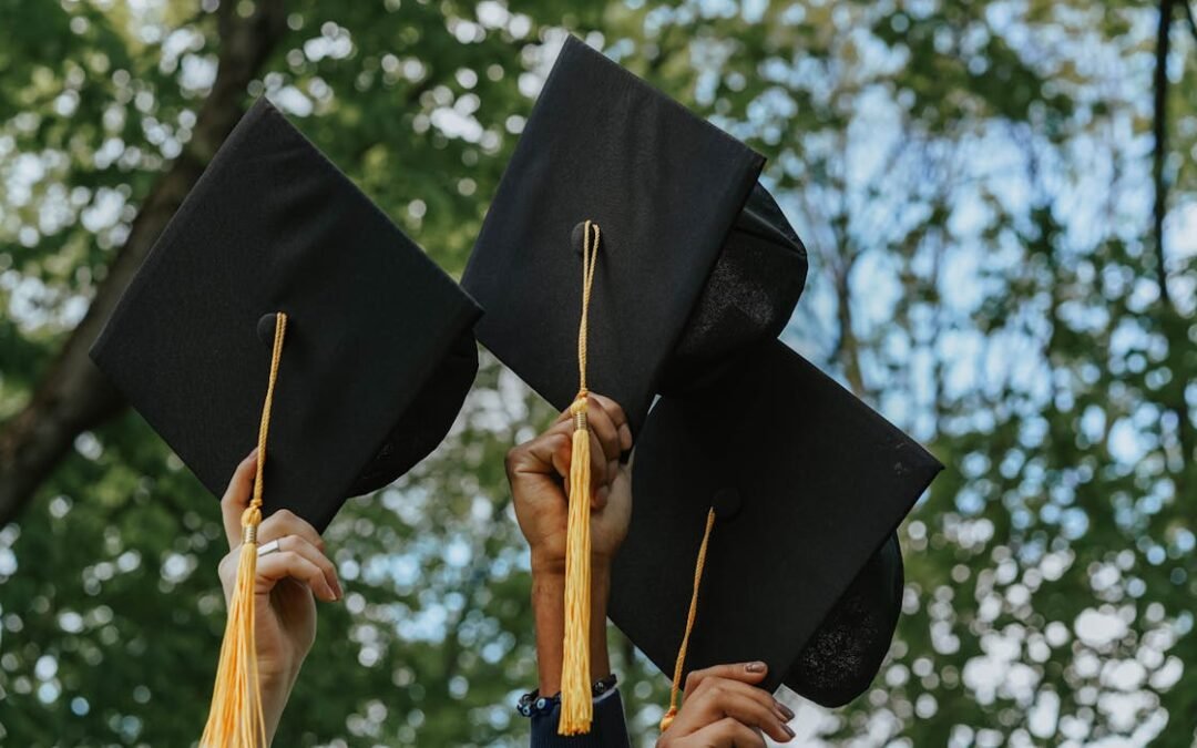 Should You Get a Master’s or Just Graduate Credits? A Teacher’s Decision Guide